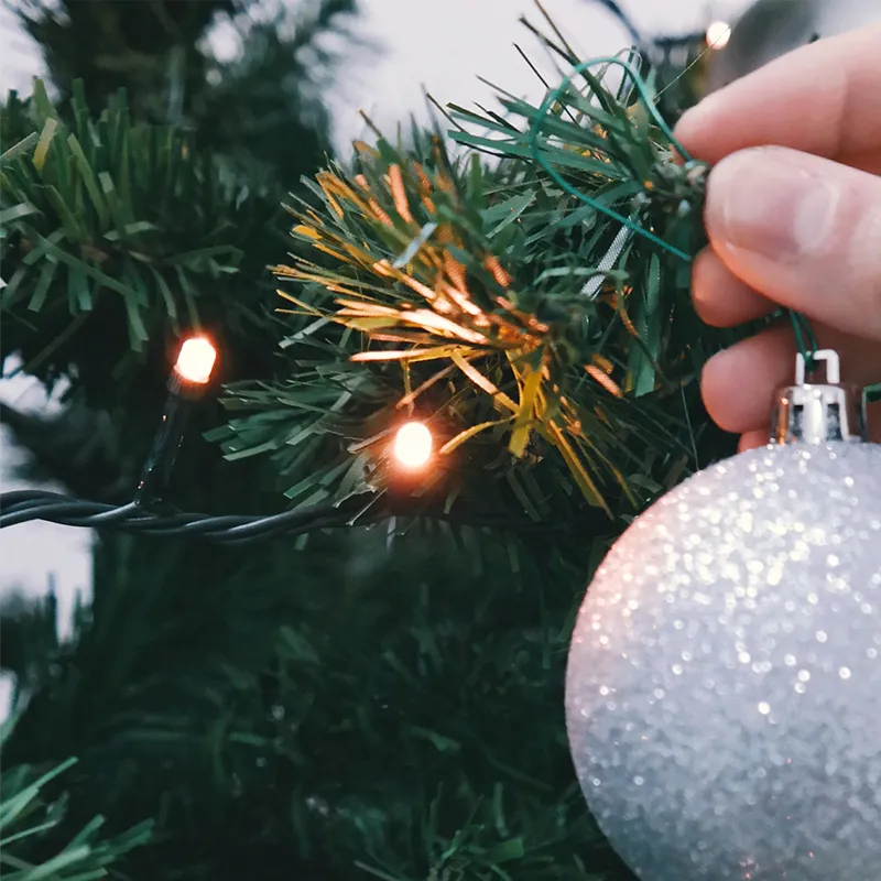 Serie Navideña 2000 Led Luz Cálida 90mts Cable Verde 8 Modos - Image 8